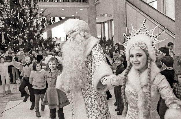 Дед мороз и Снегурочка