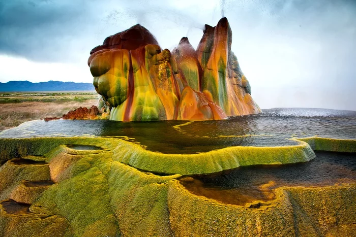 Гейзер Флай — как простая случайность обернулась чудом природы Природа, Гейзер, США, Невада, Яндекс Дзен, Видео, Длиннопост