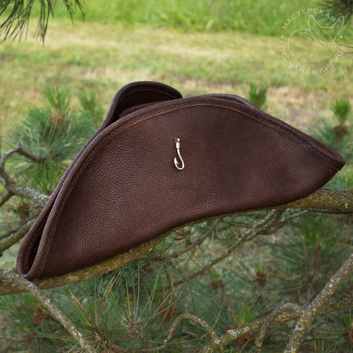 Капитанская треуголка Ручная работа, Шляпа, Кожа, Своими руками, Длиннопост, Треуголка, Рукоделие без процесса, Пираты