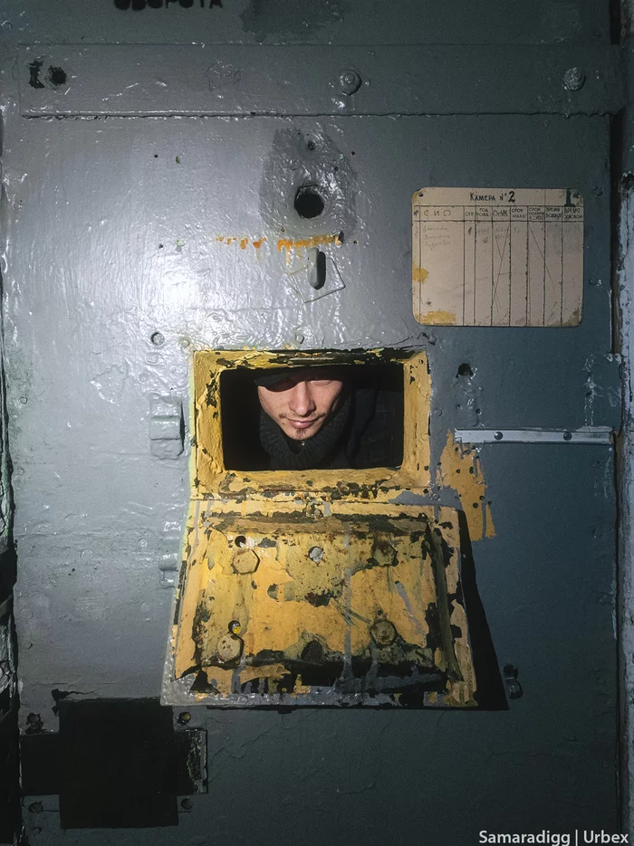 Фото заброшенной колонии для несовершеннолетних: как жили и трудились малолетние преступники Урбанфото, Колония, Исправительная колония, Урбанфакт, Урбантуризм, Тюрьма, Самарская область, Зона, Заброшенное, Жигулевск, ФСИН, Негатив, Длиннопост Фото заброшенной колонии для несовершеннолетних: как жили и трудились малолетние преступники Урбанфото, Колония, Исправительная колония, Урбанфакт, Урбантуризм, Тюрьма, Самарская область, Зона, Заброшенное, Жигулевск, ФСИН, Негатив, Длиннопост