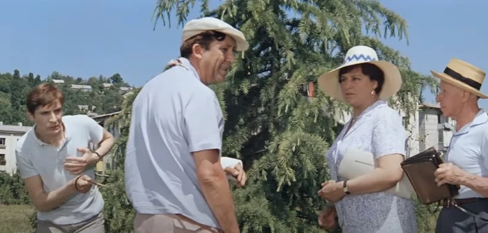 Где снимали «Бриллиантовую руку» Фильмы, Советское кино, Анатолий Папанов, Миронов, Юрий Никулин, Леонид Гайдай, Бриллиантовая рука, Москва, Подмосковье, Сочи, Адлер, Азербайджан, СССР, Баку, Сделано в СССР, Мосфильм, История кино, Режиссер, Актеры и актрисы, Нонна Мордюкова, Длиннопост Где снимали «Бриллиантовую руку» Фильмы, Советское кино, Анатолий Папанов, Миронов, Юрий Никулин, Леонид Гайдай, Бриллиантовая рука, Москва, Подмосковье, Сочи, Адлер, Азербайджан, СССР, Баку, Сделано в СССР, Мосфильм, История кино, Режиссер, Актеры и актрисы, Нонна Мордюкова, Длиннопост