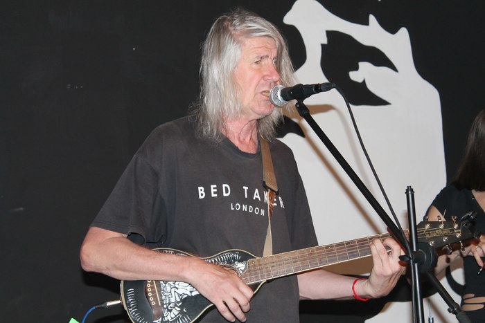 ������� ���� ����