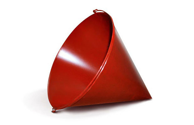 Почему пожарные ведра конусные