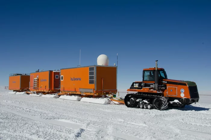 Самый южный город мира: как живут люди в Антарктиде. Мак-Мердо Антарктида, Антарктика, Южный полюс, Север, Путешествия, Океан, Туризм, Наука, Корабль, Исследования, Техника, География, Длиннопост Самый южный город мира: как живут люди в Антарктиде. Мак-Мердо Антарктида, Антарктика, Южный полюс, Север, Путешествия, Океан, Туризм, Наука, Корабль, Исследования, Техника, География, Длиннопост