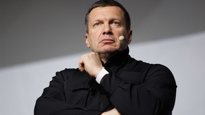 �������� ��������� 300 ���. ������ �� ������ ������� ��������� ����������� �������������