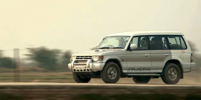 Индиец восстал против системы Фильмы, Индия, Индийцы, Азия, Отношения, Против системы, Водитель, Обзор, Новинки кино, Индийское кино, Видео, Длиннопост Индиец восстал против системы Фильмы, Индия, Индийцы, Азия, Отношения, Против системы, Водитель, Обзор, Новинки кино, Индийское кино, Видео, Длиннопост