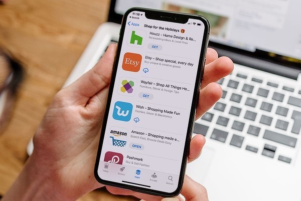 Apple: iPhone      Apple, , iPhone,  , , , , App Store, , , 