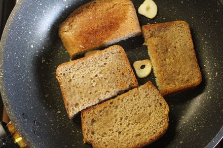 Хлебная запеканка : Запеканки и омлеты