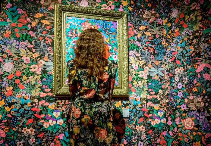 На вернисаже как-то раз случился дикий расколбас...