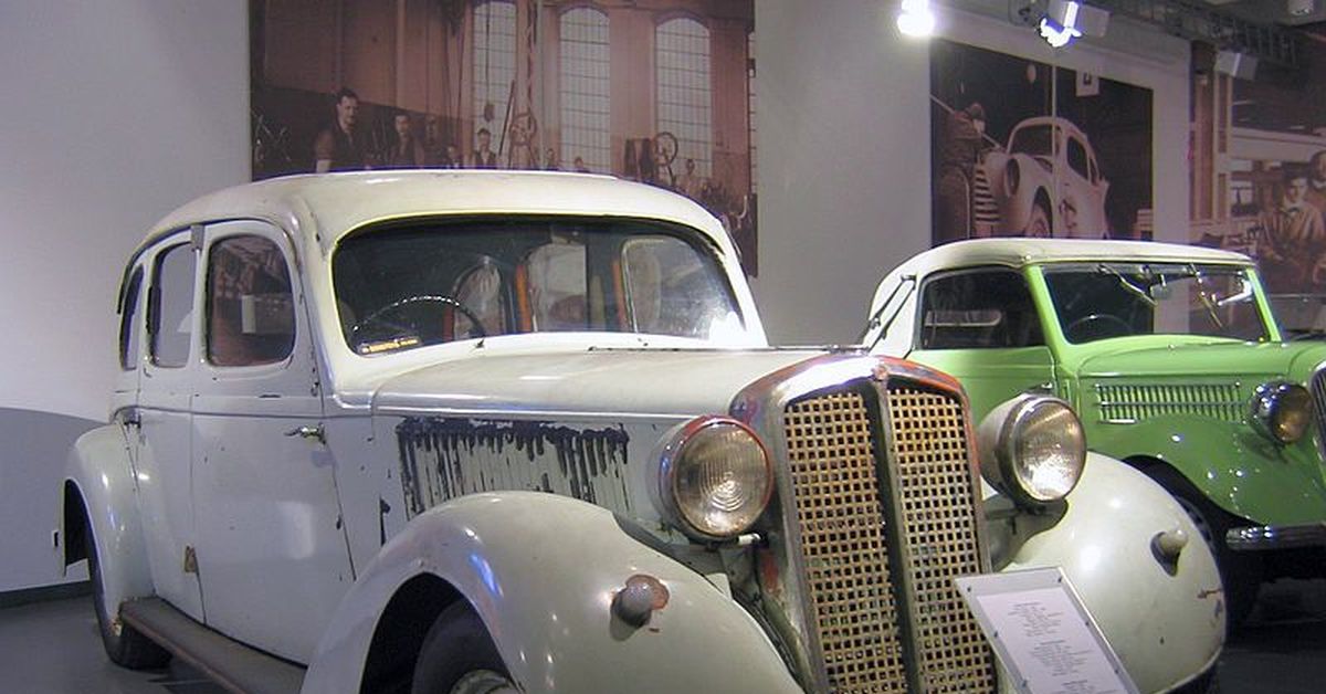 История модели. Skoda Superb 1934. Первая Шкода Суперб 1934. Skoda 1949. Skoda Superb 1940.