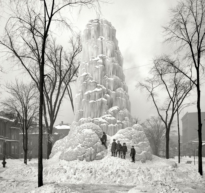 Приключения одного детройтского фонтана Фонтан, Детройт, США, Мороз, Зима, Длиннопост