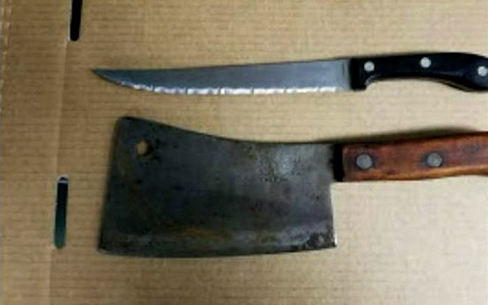 Пришел на перестрелку с ножом