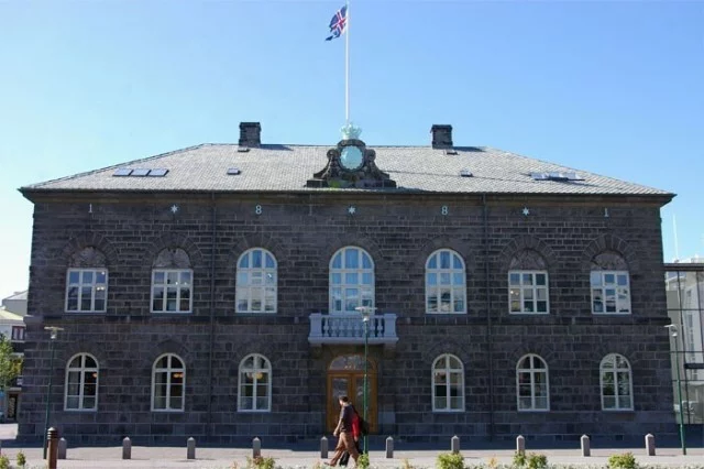 Несколько забавных фактов об Исландии, о которых не знает большинство людей Исландия, Страны, Познавательно, Факты, Длиннопост Несколько забавных фактов об Исландии, о которых не знает большинство людей Исландия, Страны, Познавательно, Факты, Длиннопост