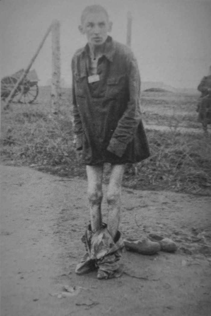 1618787642173233906 Больше чем тысяча слов