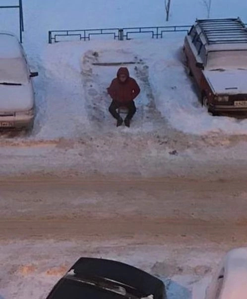 Последнее место во дворе)))) найдено на просторах ВК)