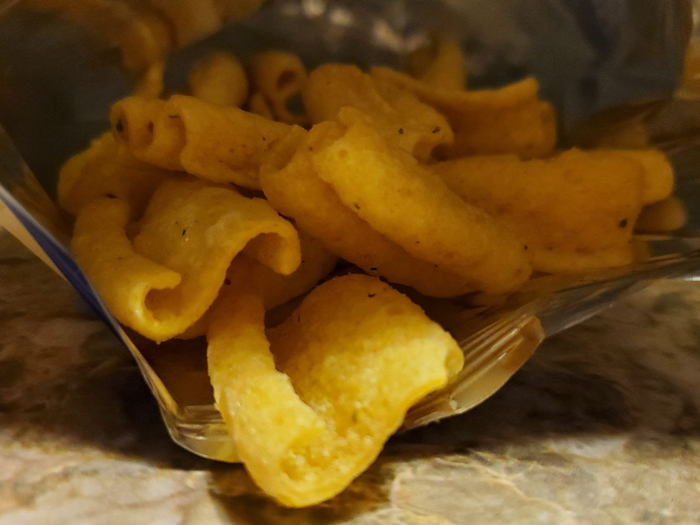 Новости ритейла: Светофор заграницей, продукты в кредит, Х5 доделала карты, новый год без подарков и др. Бонус в посте! Торговля, Бизнес, Маркетинг, Продукты, Новости, Чипсы, Pringles, Светофор, Светофор магазин, Пятерочка, Супермаркет Перекресток, Супермаркет Магнит, Вкусвилл, Длиннопост, Кухня на районе
