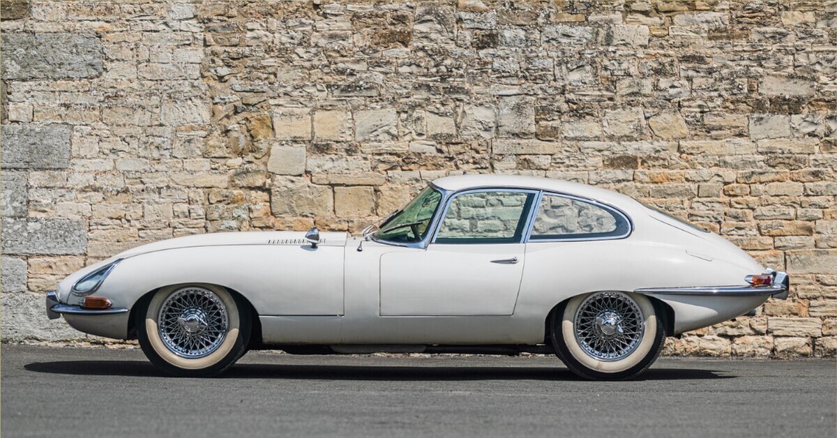 Виды е. Jaguar e-Type 1961. Ягуар е тайп 1961. Ягуар е Type 1961. Jaguar e-Type Coupe 1961.