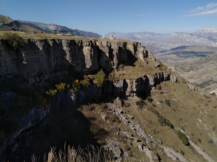 Ханский водопад в Дагестане. Почему его невозможно найти? #дагестан Путешествие по России, Путешествия, Туризм, Поход, Горный туризм, Палатка, Туристы, Водопад, Дагестан, Кавказ, Онлайн, Путешественники, Бюджетное путешествие, Диванные путешествия, Длиннопост