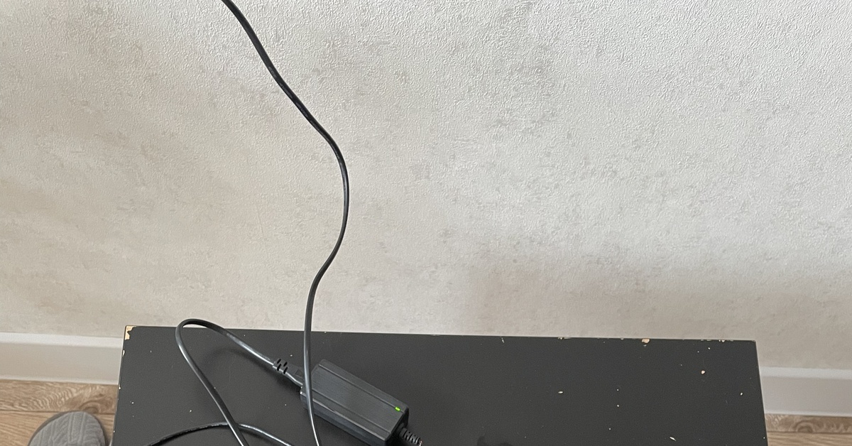 Как зарядить автомобильный аккумулятор без зарядного устройства | Пикабу