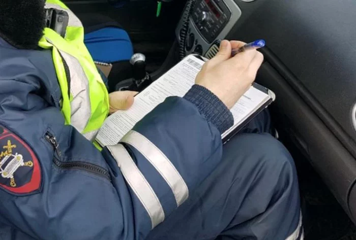 ВС РФ выявил фальсификацию составления протокола нетрезвому «водителю» и уличил столичных судей в незнании законов при рассмотрении дела Новости, Суд, ГИБДД, Штрафы ГИБДД, Штраф, Верховный суд, ДПС, Москва, Московская область, Фальсификация, Ногинский район, Длиннопост, Негатив ВС РФ выявил фальсификацию составления протокола нетрезвому «водителю» и уличил столичных судей в незнании законов при рассмотрении дела Новости, Суд, ГИБДД, Штрафы ГИБДД, Штраф, Верховный суд, ДПС, Москва, Московская область, Фальсификация, Ногинский район, Длиннопост, Негатив