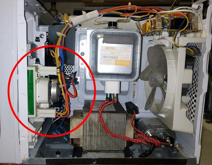 Как легко подружить тупую микроволновку с умной розеткой для управления голосом и телефоном Самоделки, Электрика, Рукожоп, Ремонт техники, Длиннопост, Умный дом, Микроволновка, Яндекс Алиса, СВЧ