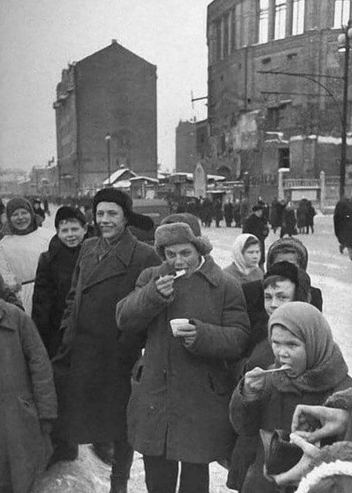 Первый знаменитый советский «Пломбир»