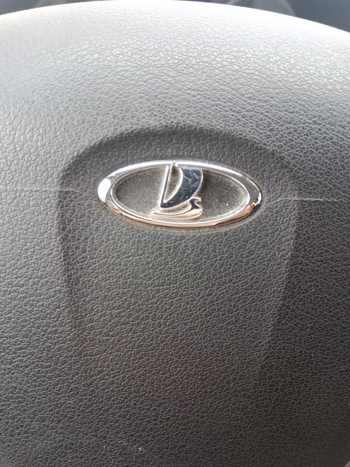 Под такими именами выпускали(выпускают и будут выпускать) всем известные автомобили....Ваз/Жигули/Лада/Lada/Chevrolet -Lada...