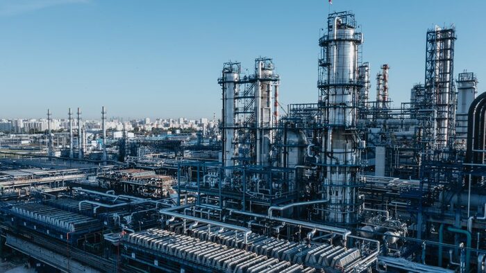 Сколько топлива и других полезных продуктов можно получить из тонны нефти Нефть, Нефтеперерабатывающий завод, Москва, Энергетика (производство энергии), Длиннопост