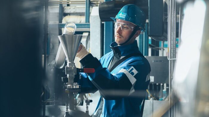 Сколько топлива и других полезных продуктов можно получить из тонны нефти Нефть, Нефтеперерабатывающий завод, Москва, Энергетика (производство энергии), Длиннопост