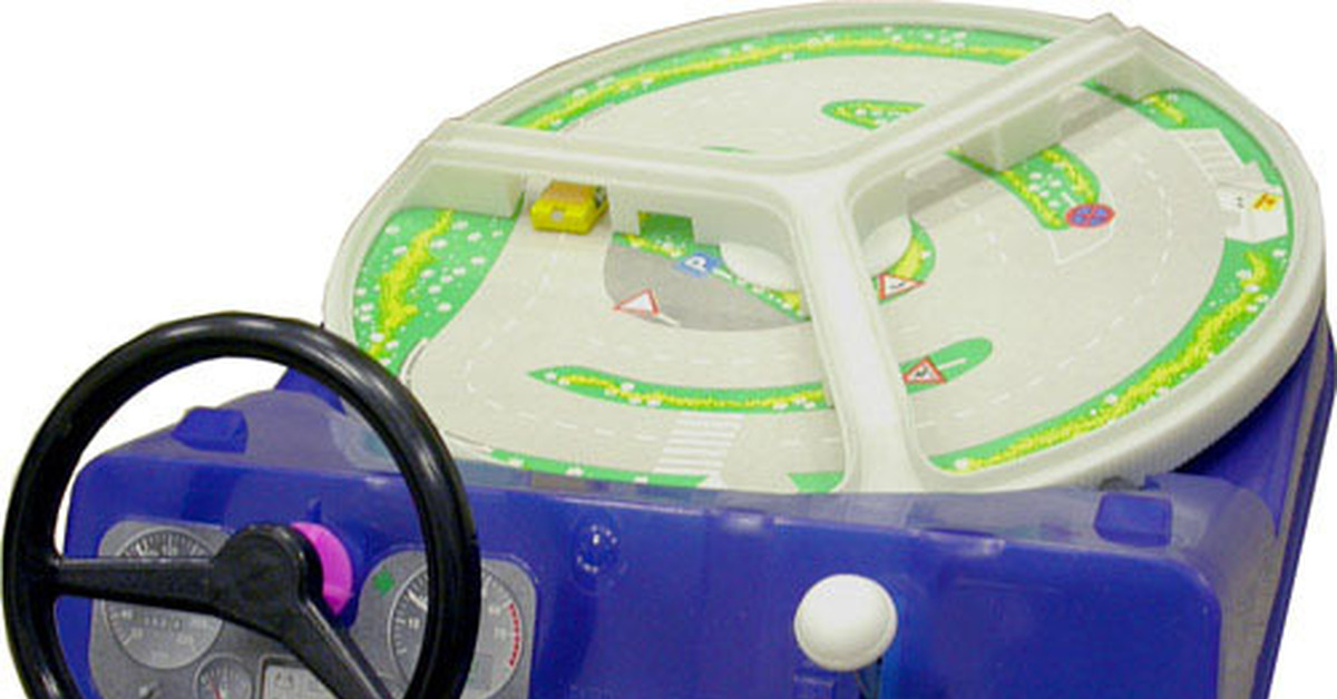 Настольная игра "За рулем" vs TOMY Turbo Racing | Пикабу