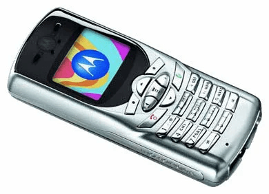 Футуристичный моноблок из 2005. Motorola SLVR L6 Телефон, Мобильные телефоны, Покупка, Моторола, Ништяки, Видео, Вертикальное видео, Длиннопост, Ретротехника