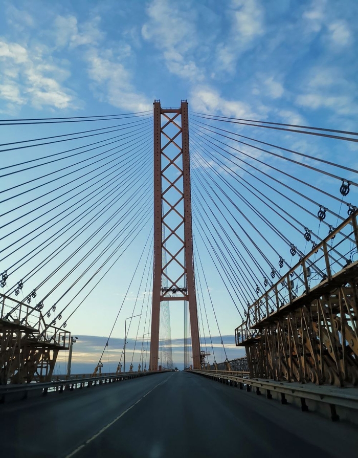 Мост Сургутский мост, Huawei mate 20, Фотография