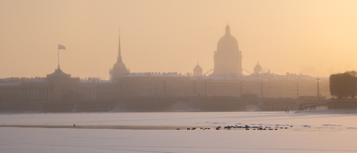 Исаакий в снежной дымке