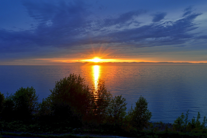 Закат над Байкалом