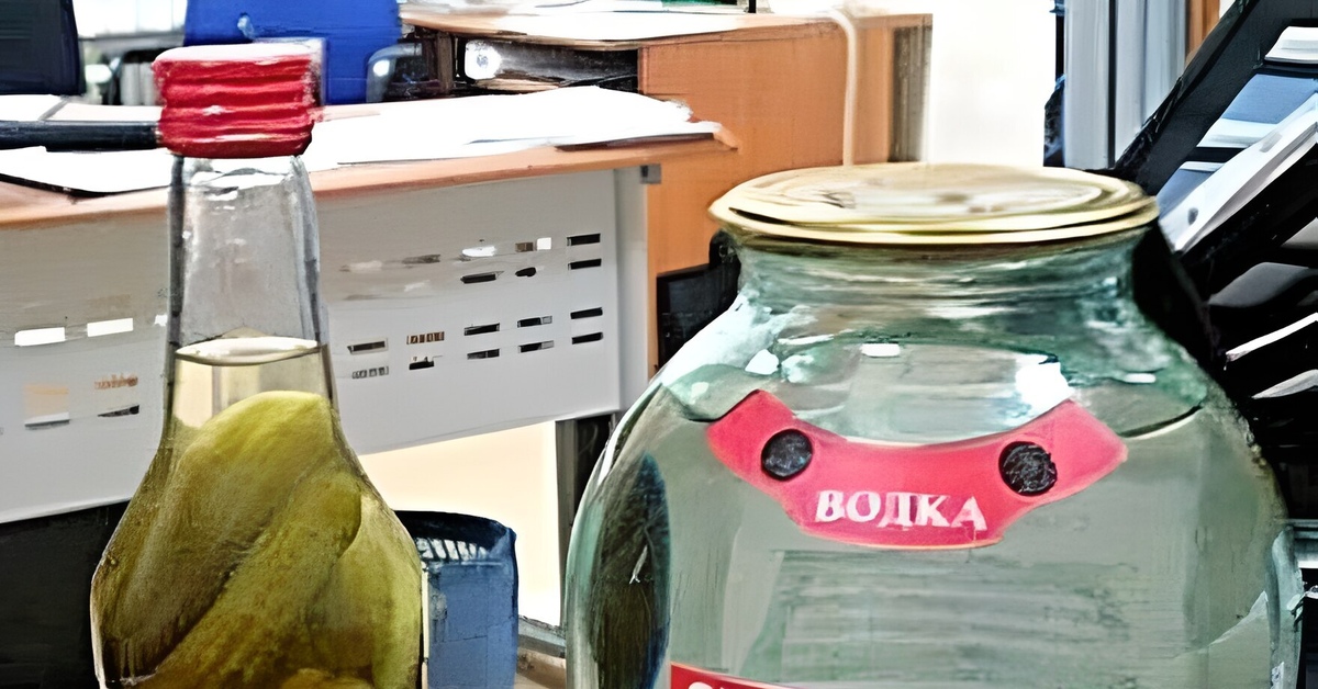 Огурец в бутылке фото