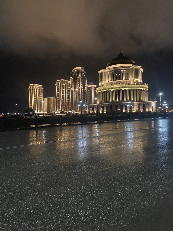 Ночной Грозный