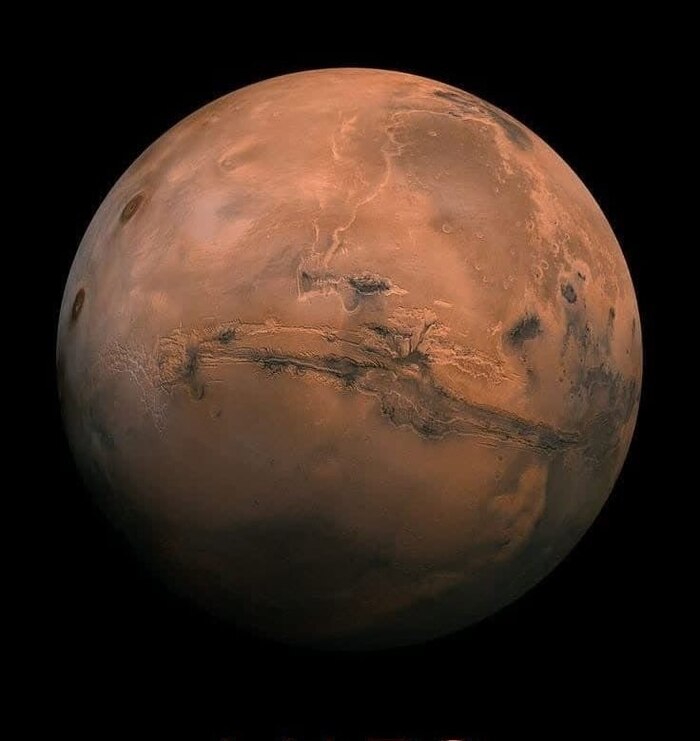 Ученые опровергли существование под поверхностью на Марсе, озера