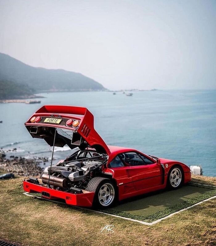  F40 Ferrari, Ferrari F40, 