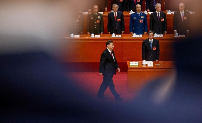 Си Цзиньпина первым в истории переизбрали главой КНР на третий срок