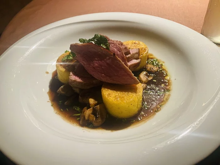 Сходил в ресторан со звездой Мишлен Мясо, Салат, Суп, Вкусняшки, Ресторан, Мишленовские звезды, Michelin, Длиннопост, Венгрия