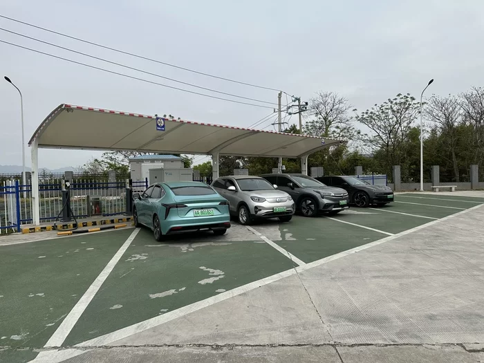 Остановка на платной трассе, Китай Китай, Дорога, Платная дорога, Китай наизнанку, Авто, Длиннопост Остановка на платной трассе, Китай Китай, Дорога, Платная дорога, Китай наизнанку, Авто, Длиннопост