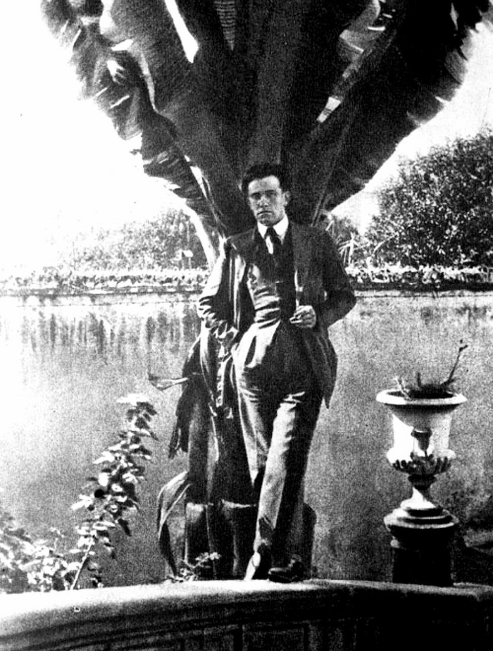 Владимир Маяковский в Мексике