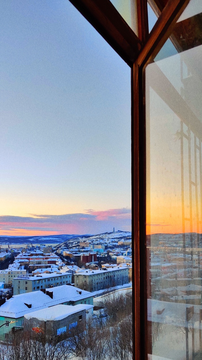 Северные закаты особенно ценны Мобильная фотография, Мурманск, Закат, Вид из окна
