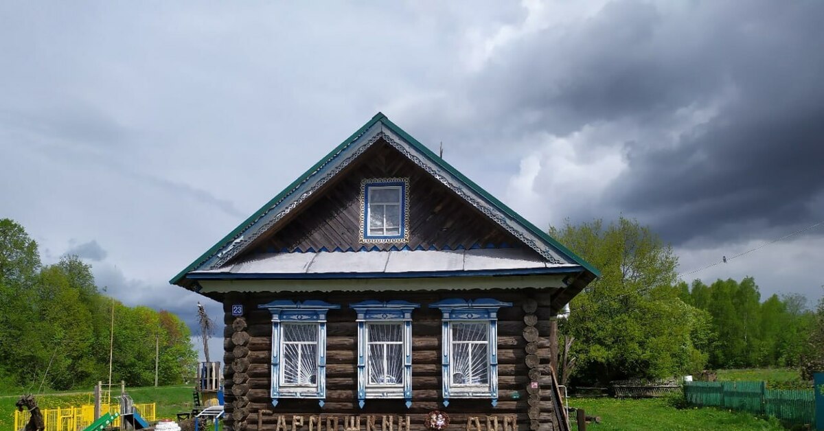 Марийский дом. Музей мореного дуба в Козьмодемьянске. Дом марийцев. Марийские дома.