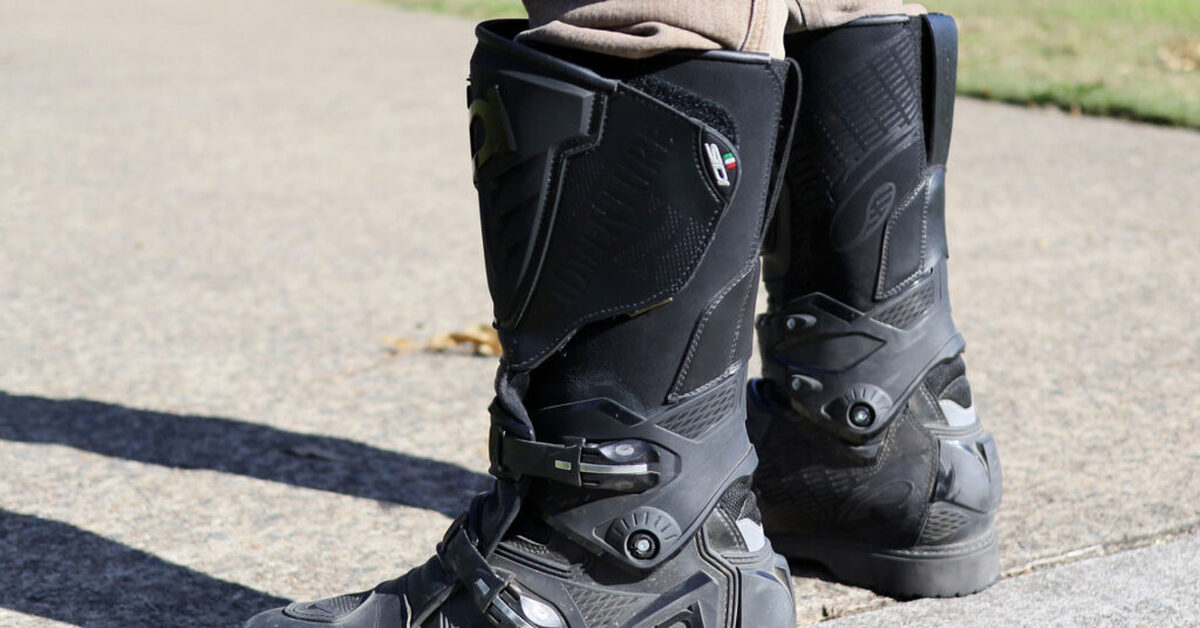 Sidi adventure на ноге. Sidi ботинки adventure 2 gore. Sidi mid adventure 2 gore-tex. ботинки sidi adventure 2. Sidi adventure 2 gore.