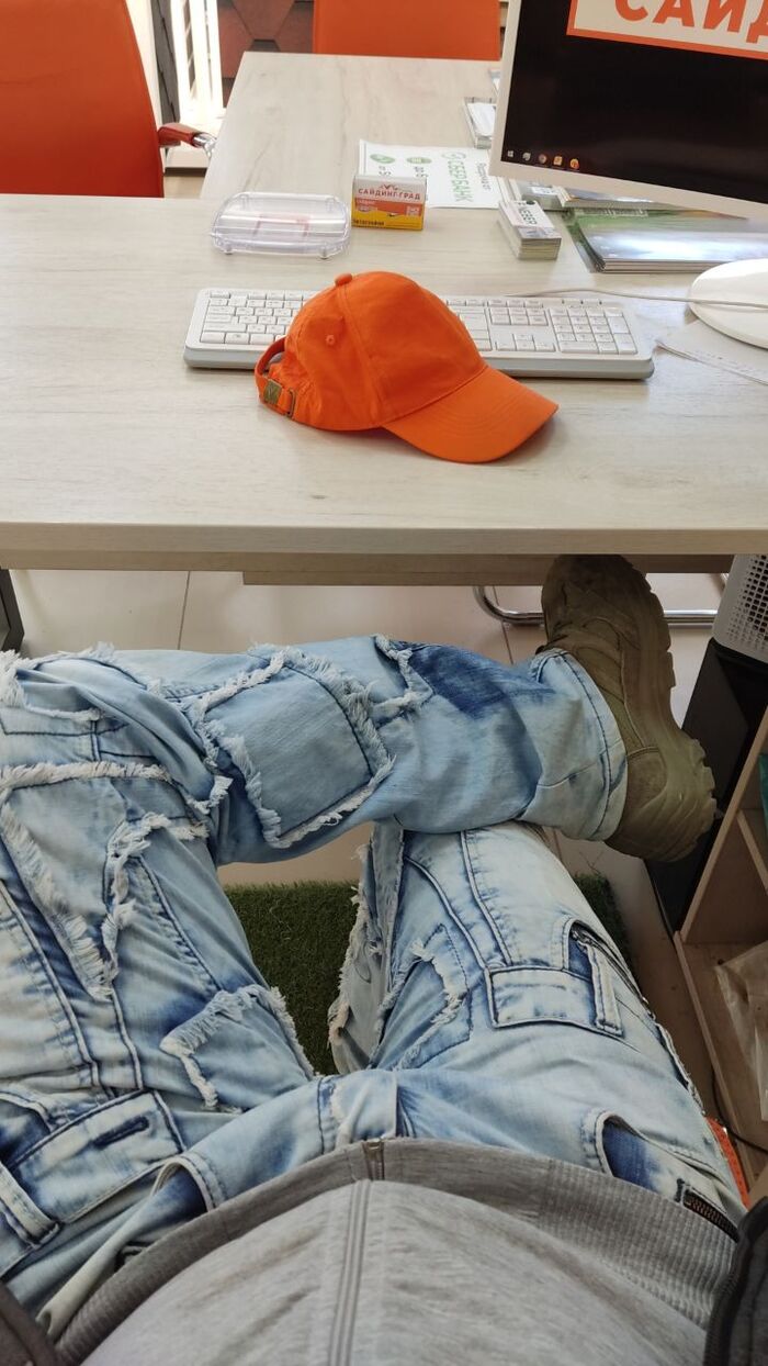 Флешмоб работящих бездельников) Работа, Обед, Перерыв, Отдых, Юмор, Строительство, Торговля, Профессия, Длиннопост