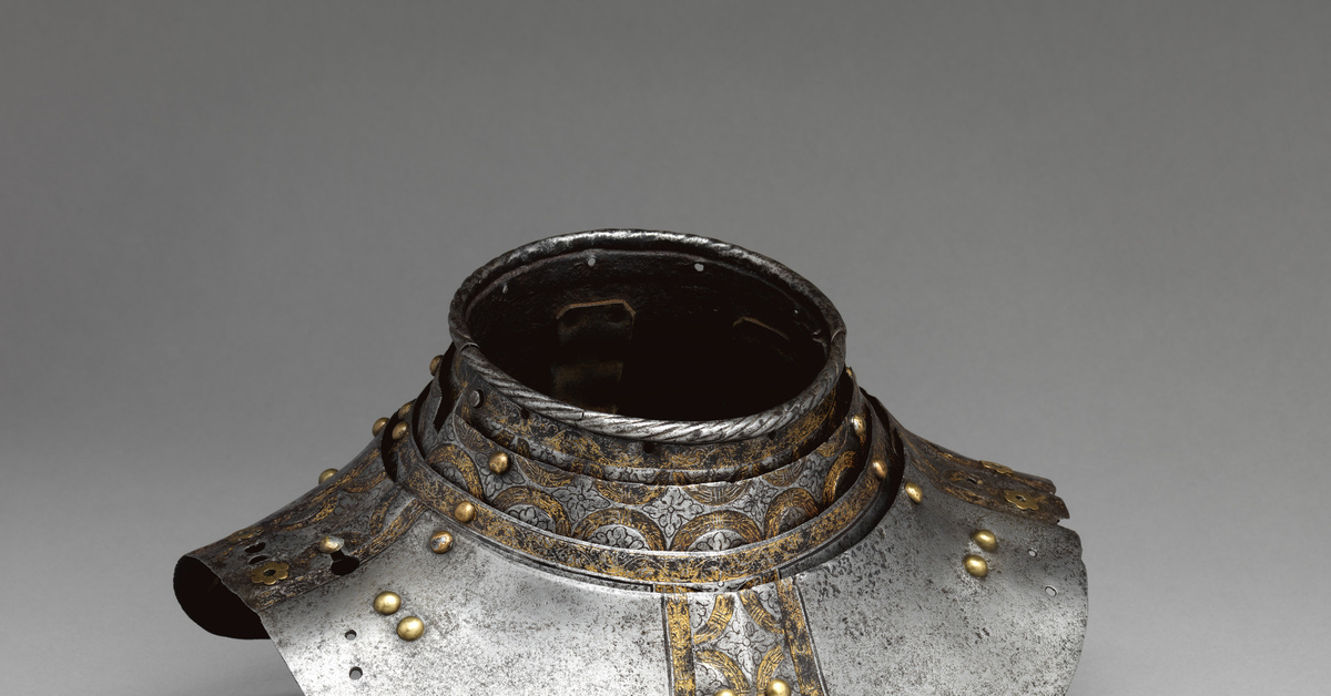 офицерский горжет 1812. горжет полевой жандармерии вермахта. горжет v рейх. доспехи горжет. горжет российской империи.