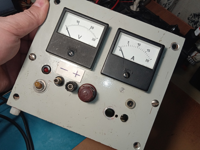 Самодельное зарядное на тиристоре с регулировкой тока | Пикабу