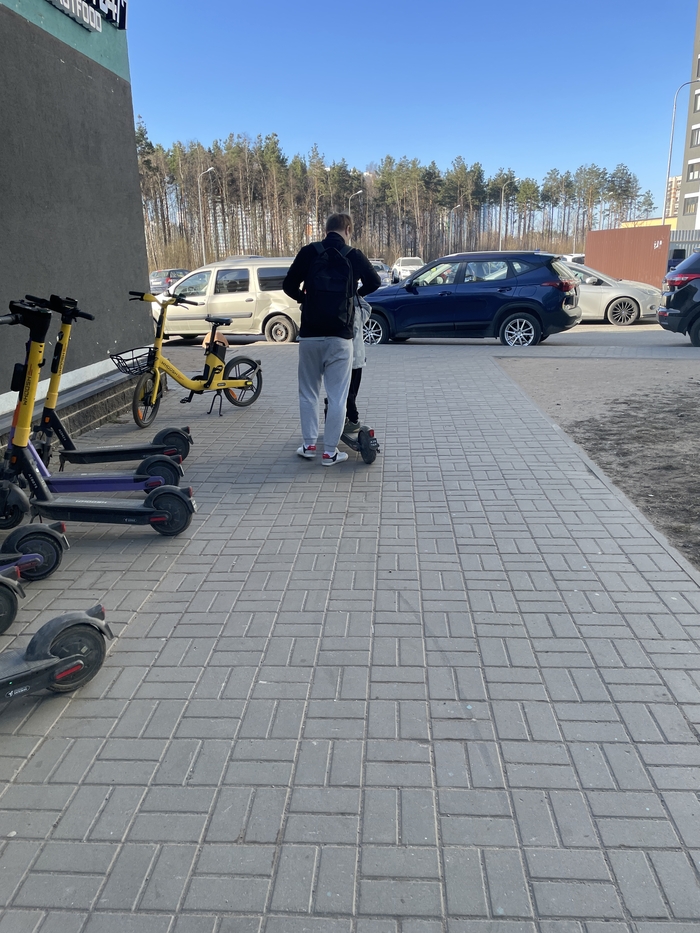 А я сегодня сдал самокатчика