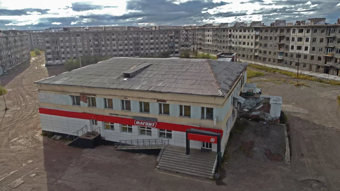 Поселок который пытался стать городом, но превращается в Припять, Воргашор (Воркута) Заброшенное, СССР, Урбанфакт, Заполярье, Воркута, Воргашор, Город-призрак, Длиннопост, Фотография Поселок который пытался стать городом, но превращается в Припять, Воргашор (Воркута) Заброшенное, СССР, Урбанфакт, Заполярье, Воркута, Воргашор, Город-призрак, Длиннопост, Фотография